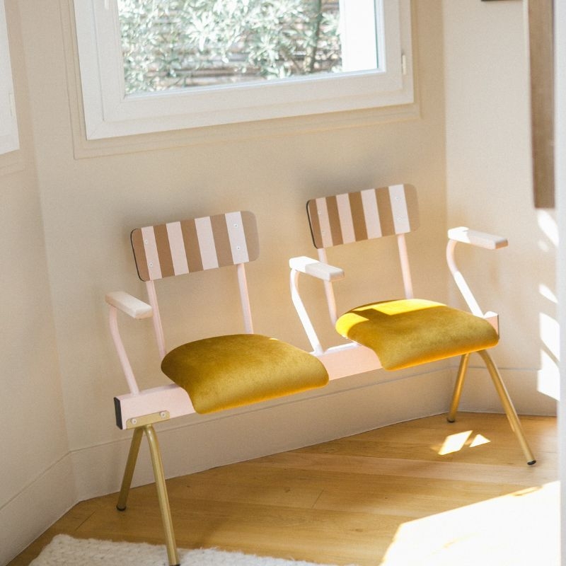 Banc Anouk 2 places - Dossiers French Riviera Ocre & Assises en velours Ocre, Structure & pieds Rose poudré