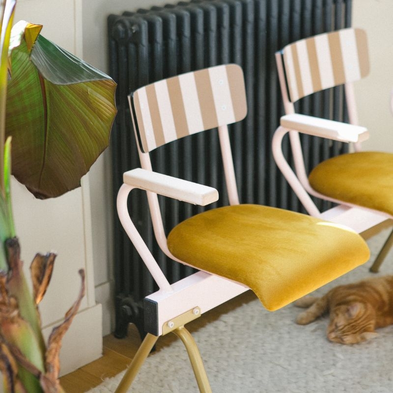 Banc Anouk 2 places - Dossiers French Riviera Ocre & Assises en velours Ocre, Structure & pieds Rose poudré