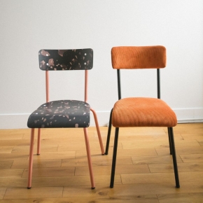 Chaise d’écolier Adulte Suzie – Dossier & Assise Velours Côtelé Paprika -  Pieds noirs