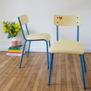 Chaise d’écolier Adulte Suzie bi-matière Dossier imprimé Amour Jaune et Assise en Tissu Uni Jaune - Pieds Bleu
